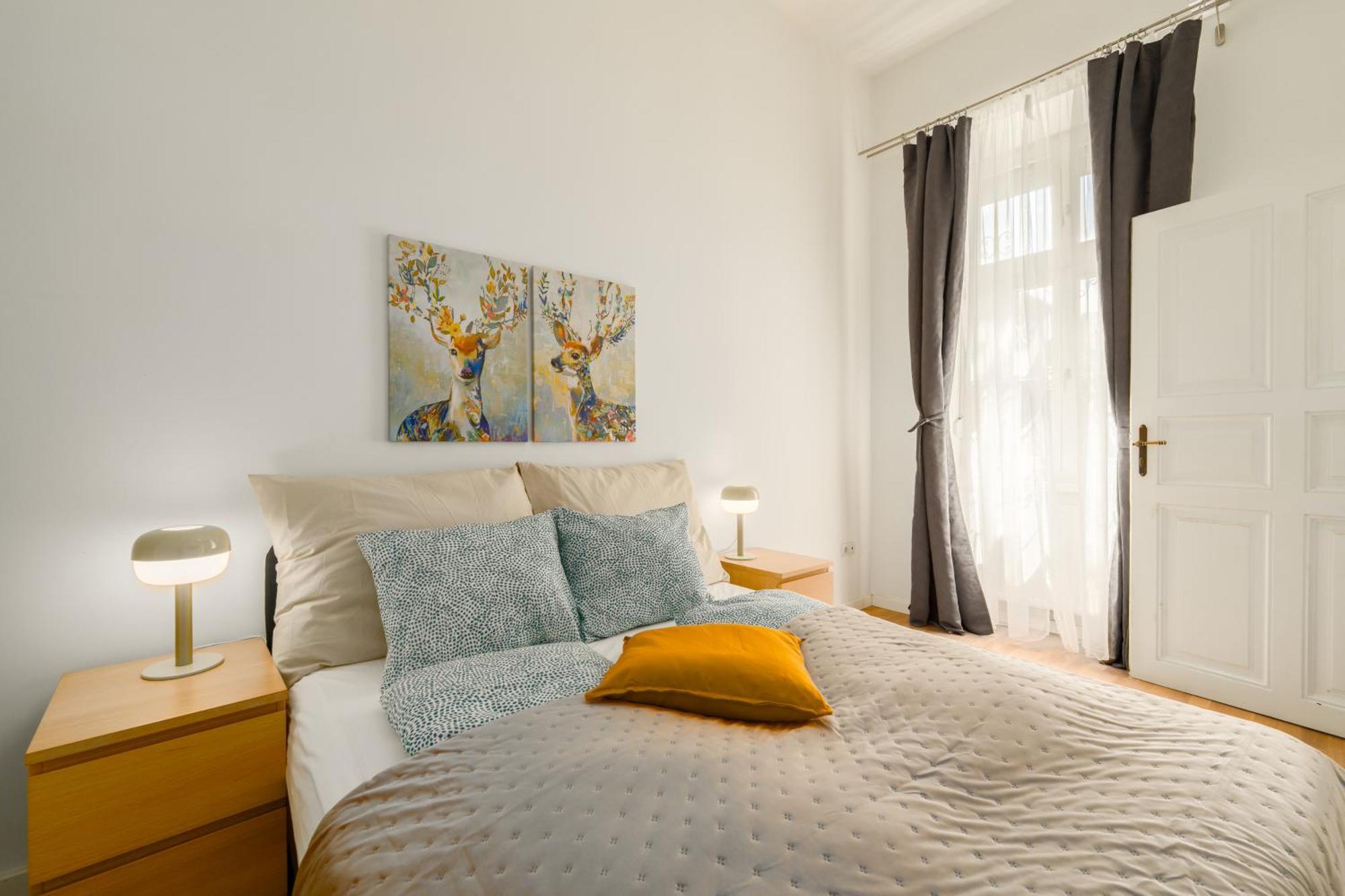Spacious Apartment By Opera ブダペスト エクステリア 写真